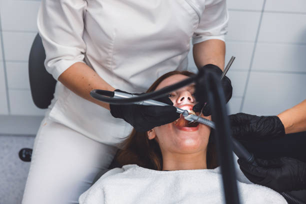 Best Tooth Infection Emergency Dentist  in South Gate Ridge, FL